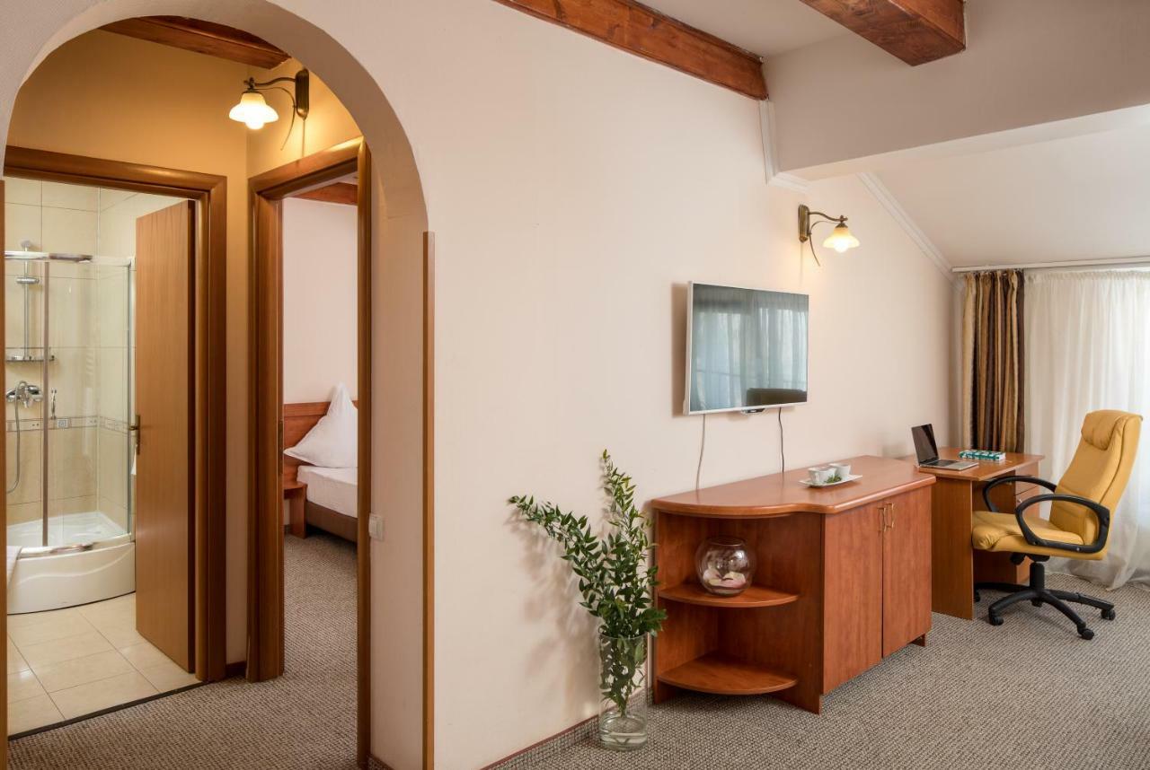 Hotel Rozmarin เปรดัล ภายนอก รูปภาพ