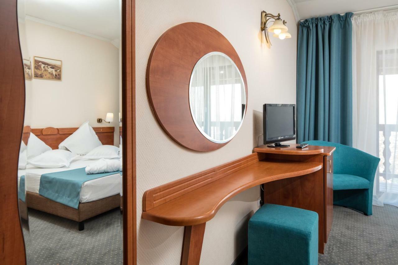 Hotel Rozmarin เปรดัล ภายนอก รูปภาพ