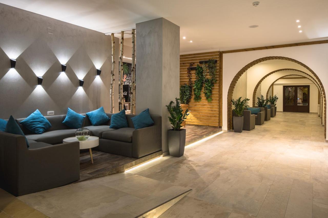 Hotel Rozmarin เปรดัล ภายนอก รูปภาพ